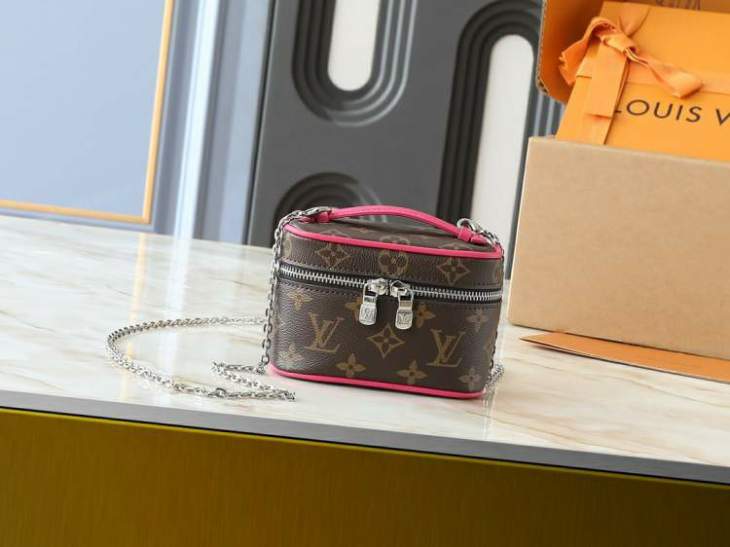 Picture of Louis Vuitton Handbags _SKUfw200955562fw
